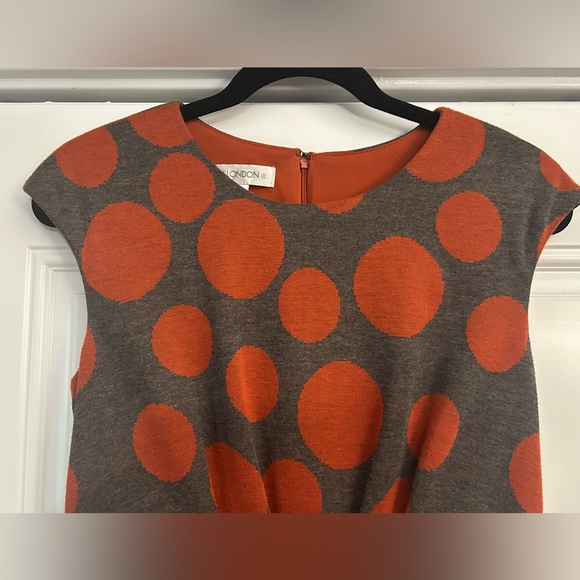 Maggy London Sleeveless Polka Dot Orange and Gray Midi Dress - Picture 4 of 14
